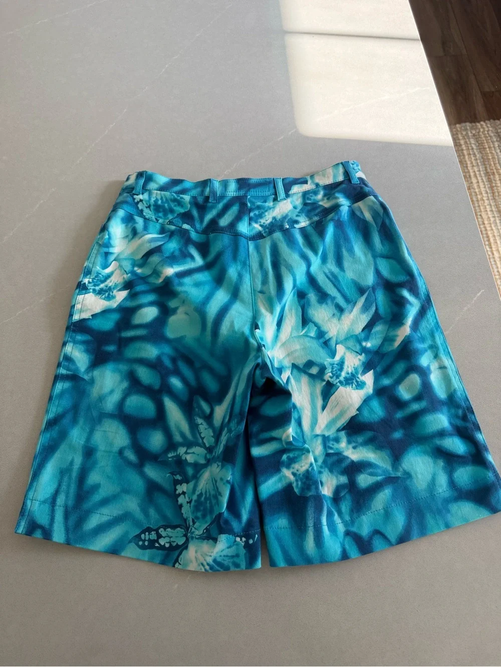 Escada vintage bermuda